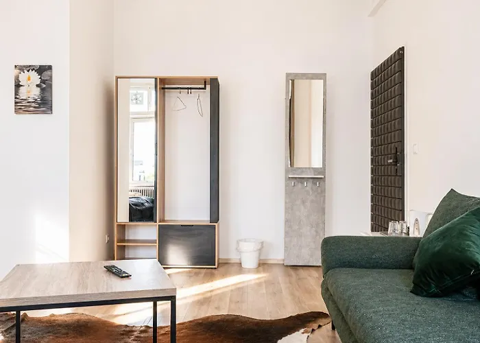 10-min To Westbahnhof, Modern With Tv, Wi-fi Szálloda