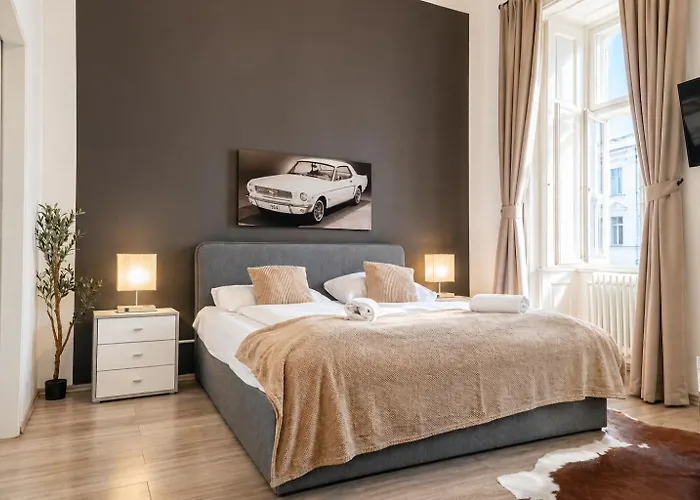 Szálloda 10-min To Westbahnhof, Modern With Tv, Wi-fi Bécs