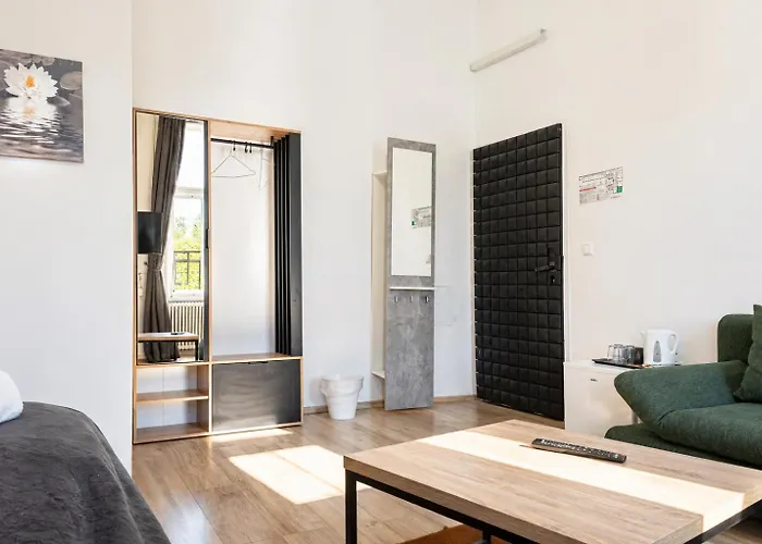 10-min To Westbahnhof, Modern With Tv, Wi-fi Bécs