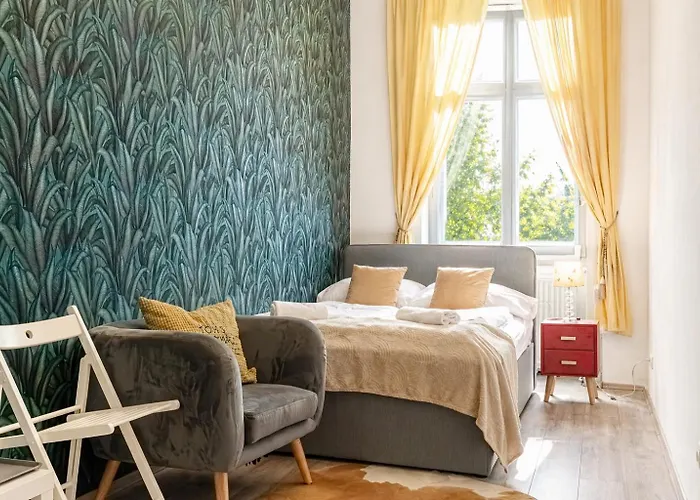 10-min To Westbahnhof, Modern With Tv, Wi-fi Szálloda