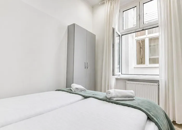10-min To Westbahnhof, Modern With Tv, Wi-fi Szálloda *