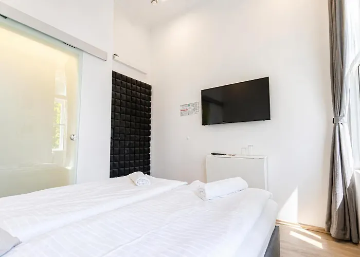10-min To Westbahnhof, Modern With Tv, Wi-fi *