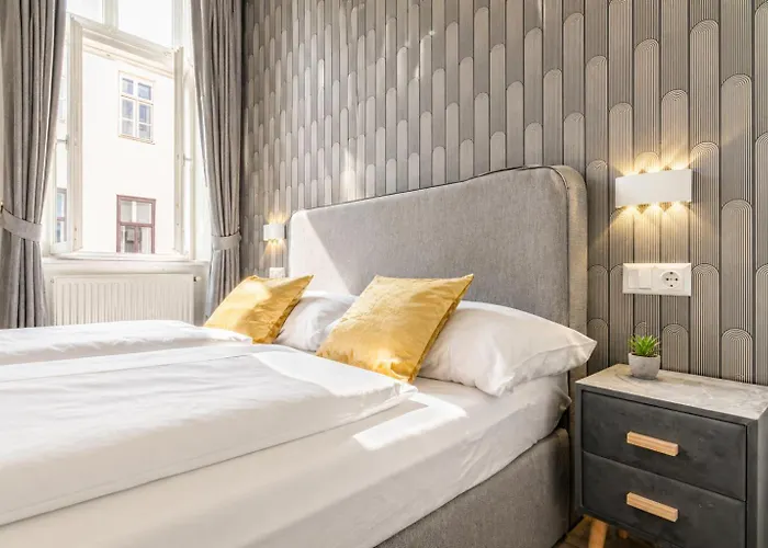 Szálloda 10-min To Westbahnhof, Modern With Tv, Wi-fi Bécs